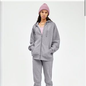 Aritzia TNA Cozy Fleece Boyfriend Zip Up